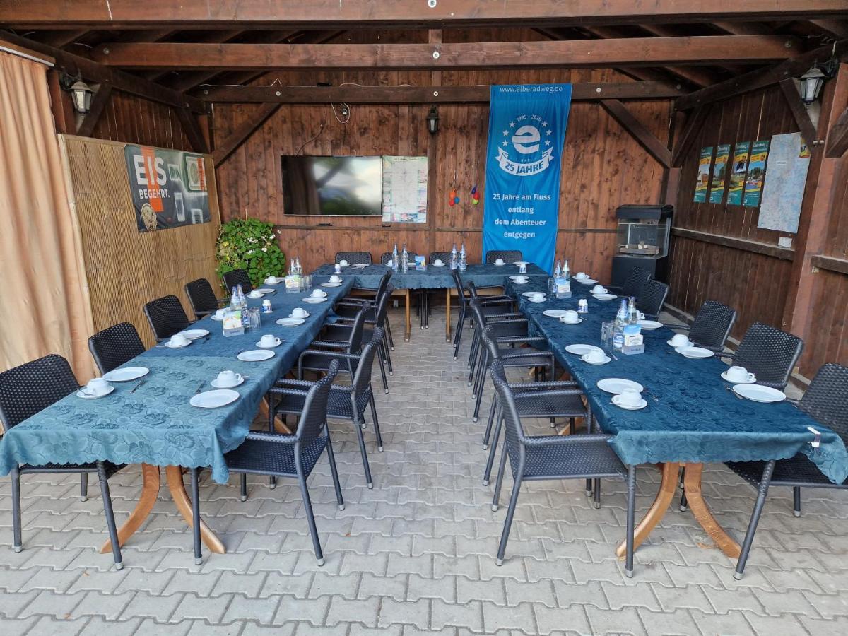 Gasthaus Kelly Magdeburg Bagian luar foto